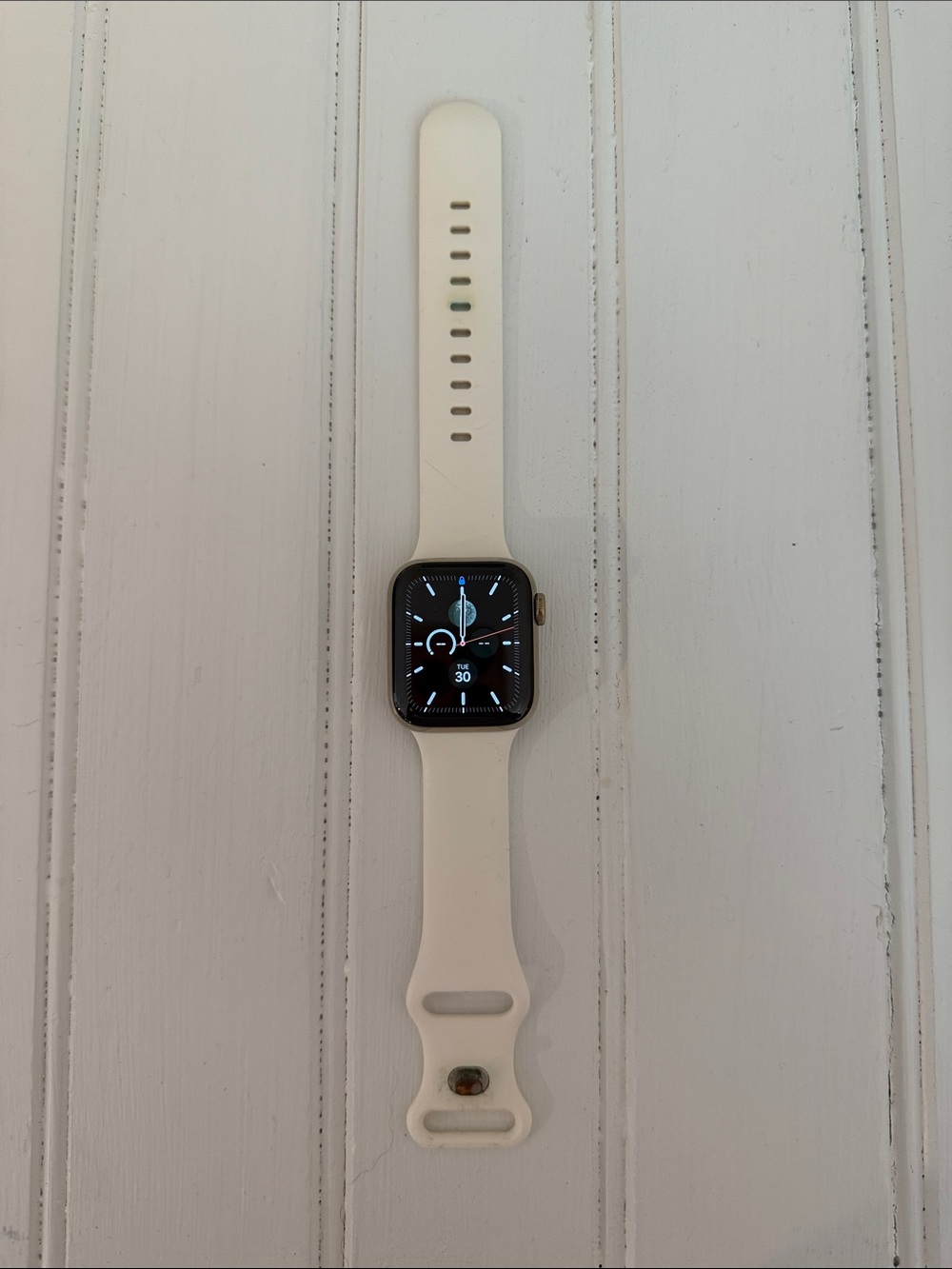 Apple Watch Series 6 40mm GPS + Cellular (10 bands and protective screen cover)